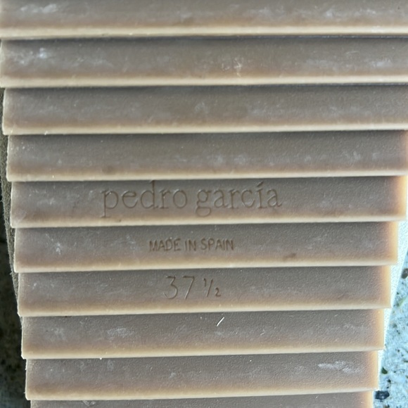 PEDRO GARCIA PERFORATED CLOSED-TOE CLOG SANDALS- Womens, Size 7.5 - Picture 13 of 13